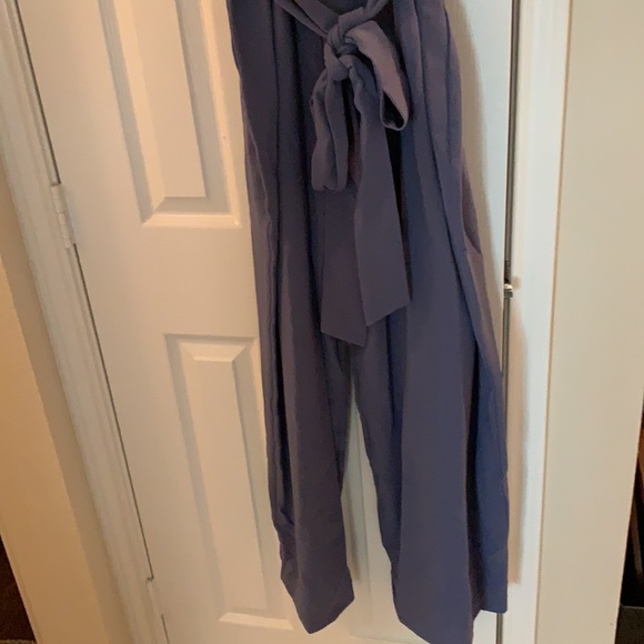 Women’s plus size jumpsuit - Picture 2 of 3